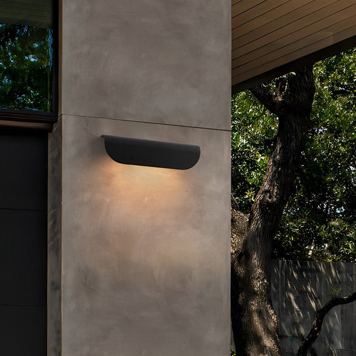 Arc-shaped LED Outdoor Wall Sconce - Waterproof Minimalist Exterior Lighting Fixture, Modern Up/Down Light