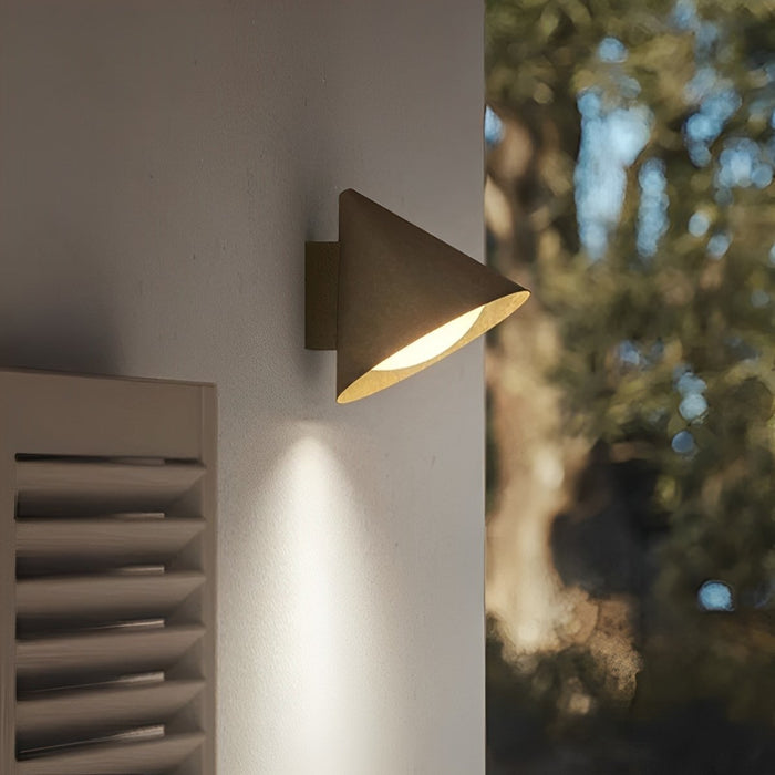 Bell-shaped LED Outdoor Wall Sconce - Modern Minimalist Design, Weatherproof Exterior Lighting