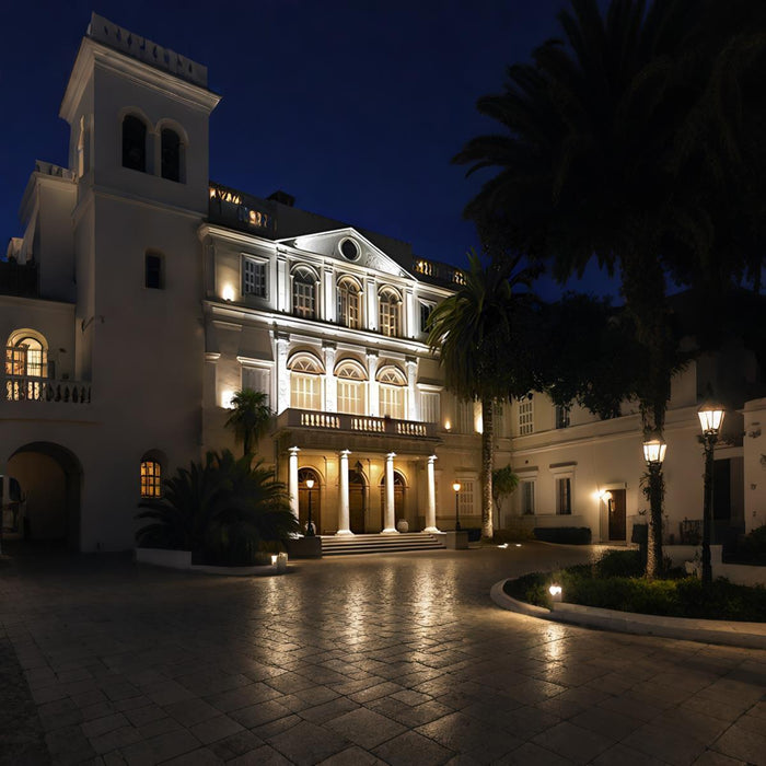 Outdoor LED Spot Light - Waterproof Exterior Wall Washer Fixture, Durable Landscape Lighting