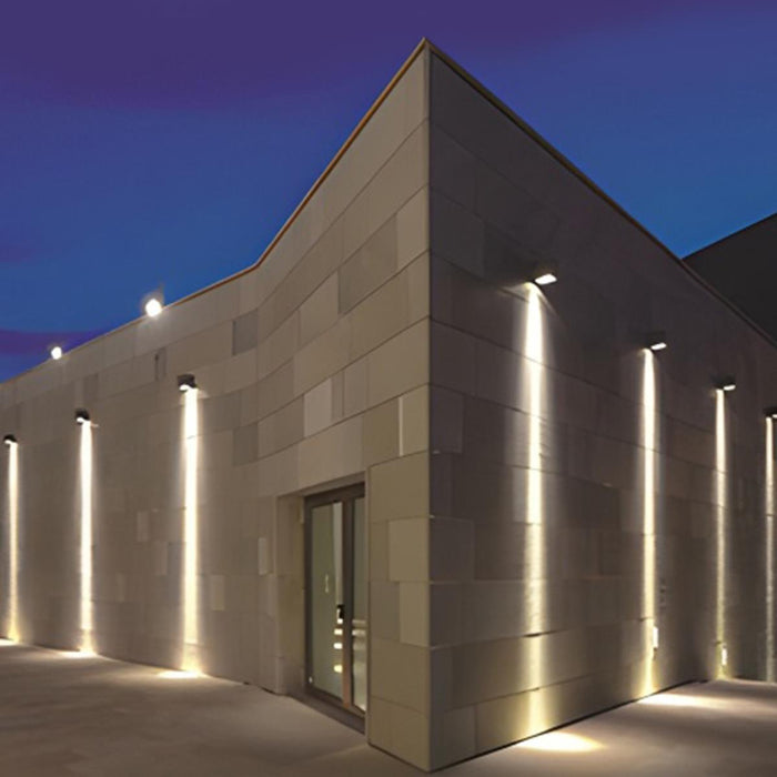 Outdoor LED Spot Light - Waterproof Exterior Wall Washer Fixture, Durable Landscape Lighting
