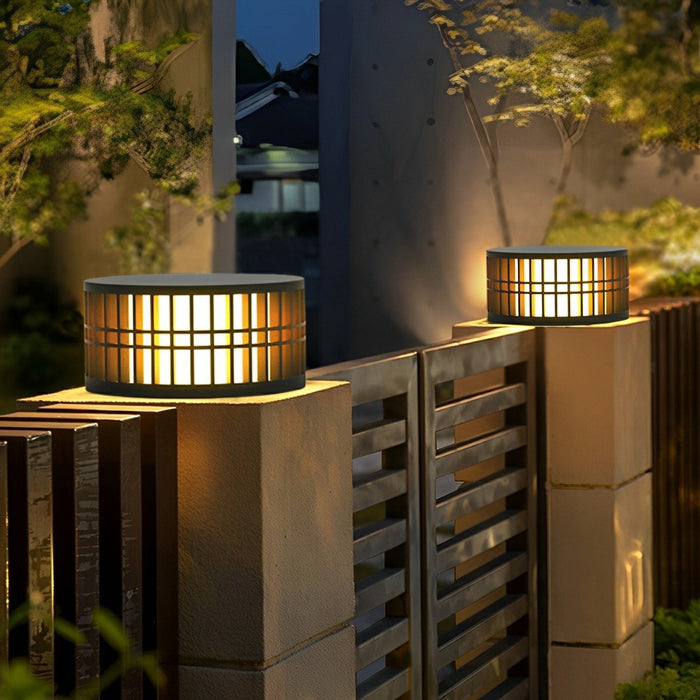 Solar Post Cap Light, Dusk to Dawn LED Outdoor, IP65 Waterproof, Stainless Steel for Garden/Yard/Patio
