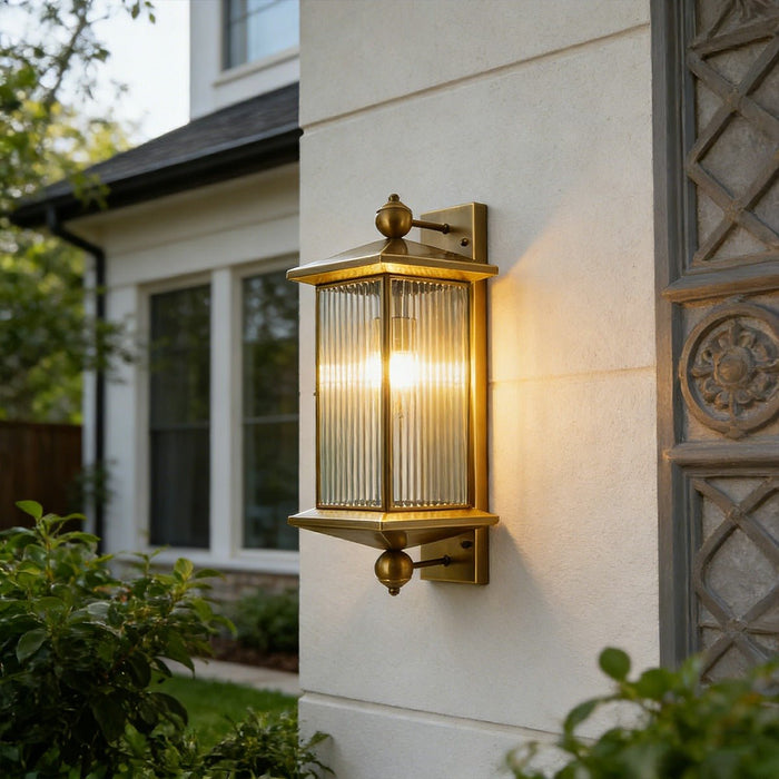 Solar Outdoor Wall Sconce, Rustic Copper LED Porch Light, IP65 Waterproof, Dusk to Dawn, Patio/Yard/Corridor