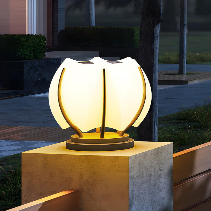 Solar Flower Outdoor Post Lights - Waterproof Garden Pathway Lighting, Decorative Floral Design