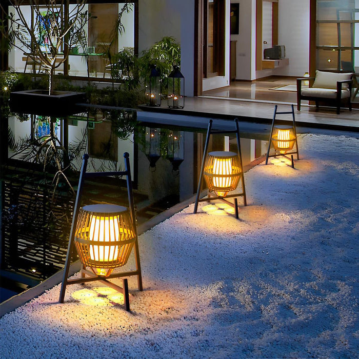 Outdoor Floor Lamp Lantern - Waterproof Solar / Plug-in / USB Rechargeable Patio Garden Lighting