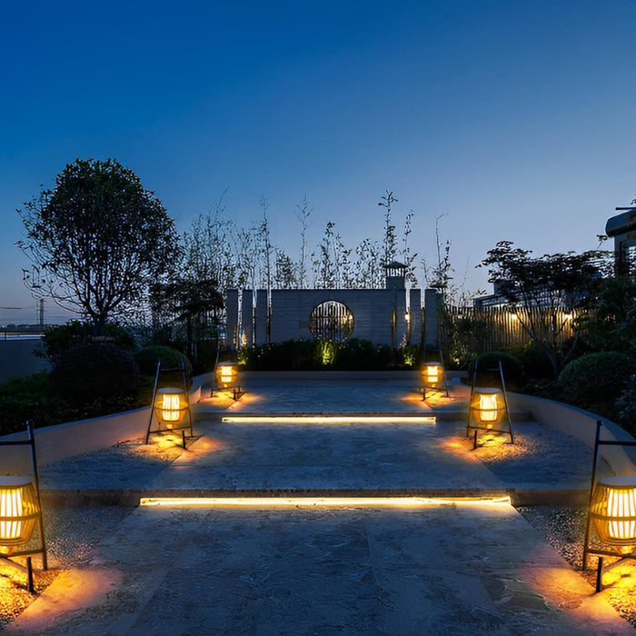 Outdoor Floor Lamp Lantern - Waterproof Solar / Plug-in / USB Rechargeable Patio Garden Lighting