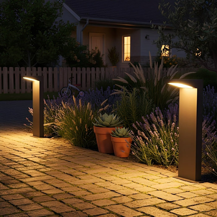 Solar Dusk to Dawn 7-Shaped LED Pathway Post Light, Waterproof Modern Design for Garden/Yard