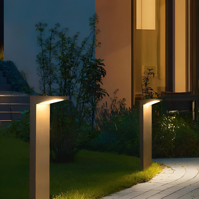 Solar Dusk to Dawn 7-Shaped LED Pathway Post Light, Waterproof Modern Design for Garden/Yard