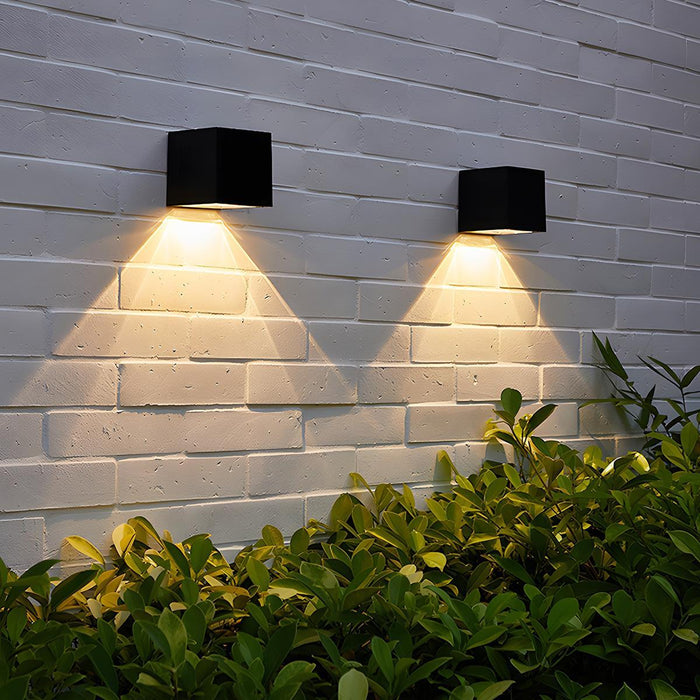 Outdoor Wall Sconce, Up Down LED, IP65 Waterproof, Solar/Hardwired, Die-cast Aluminum for Patio/Porch/Yard