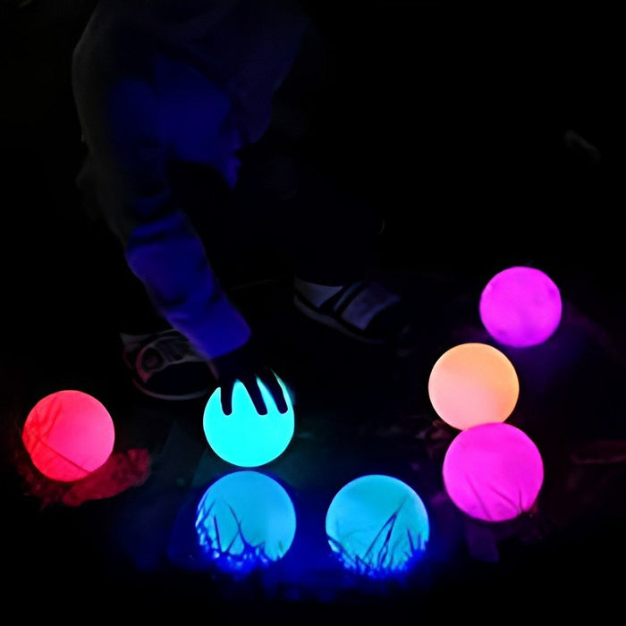 Floating Pool Light, Outdoor RGB Ball, Rechargeable Garden Orb, 16 Color, Dimmable, Remote Control for Pool/Pond/Patio/Yard